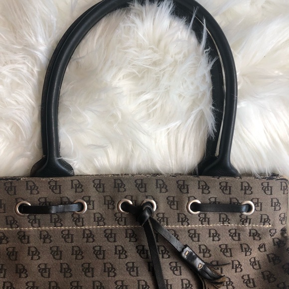 Dooney & Bourke handbag - Picture 3 of 7